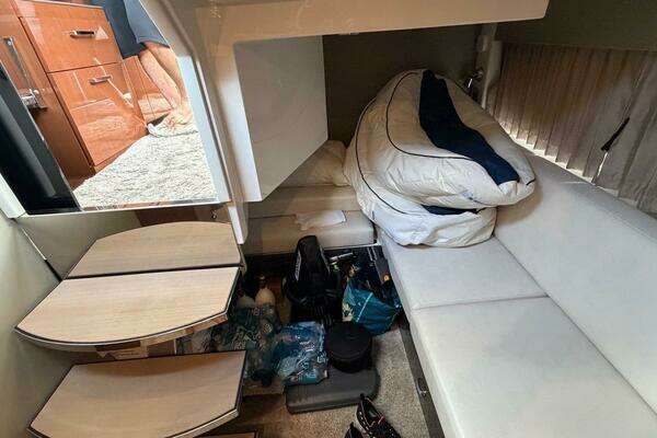 Carver C34 Yacht For Sale