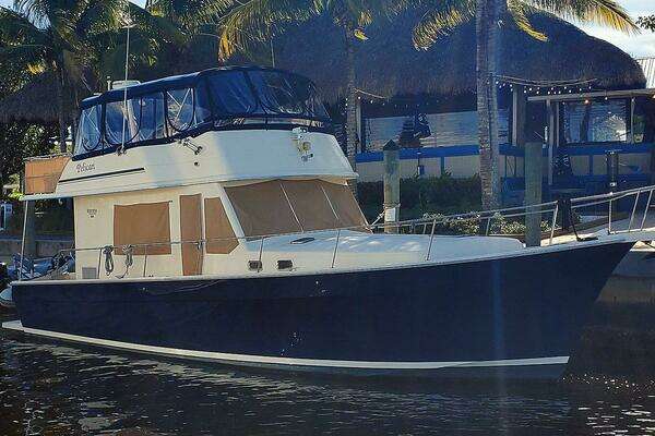 43-ft-Mainship-2007-430 Sedan-Pelican Fort Myers Florida United States  yacht for sale