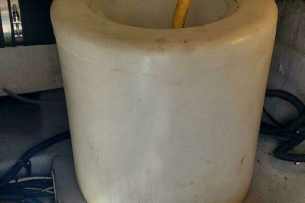 Mainship 430 Sedan Yacht For Sale