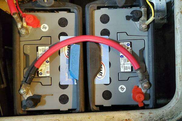 Mainship 430 Sedan Yacht For Sale