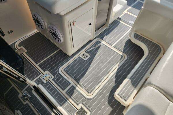 2001 Tiara Yachts 35