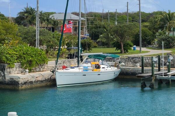 Seeress 39ft Beneteau Yacht For Sale