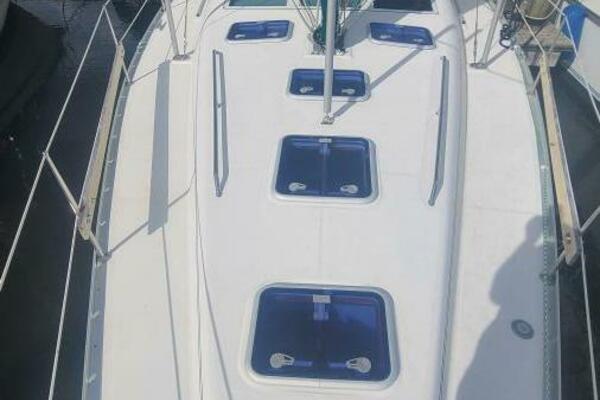 Seeress 39ft Beneteau Yacht For Sale