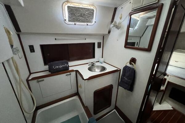 Longevity 46ft Morgan Yacht For Sale