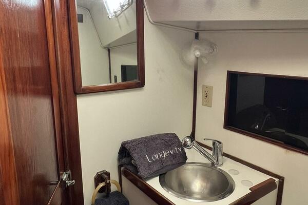 Longevity 46ft Morgan Yacht For Sale