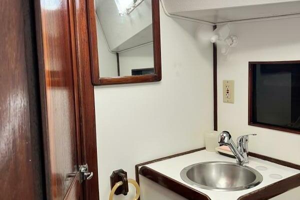 Longevity 46ft Morgan Yacht For Sale