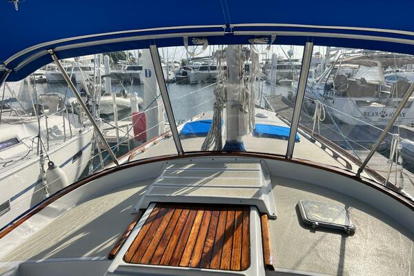 Longevity 46ft Morgan Yacht For Sale