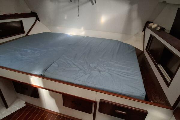 Longevity 46ft Morgan Yacht For Sale