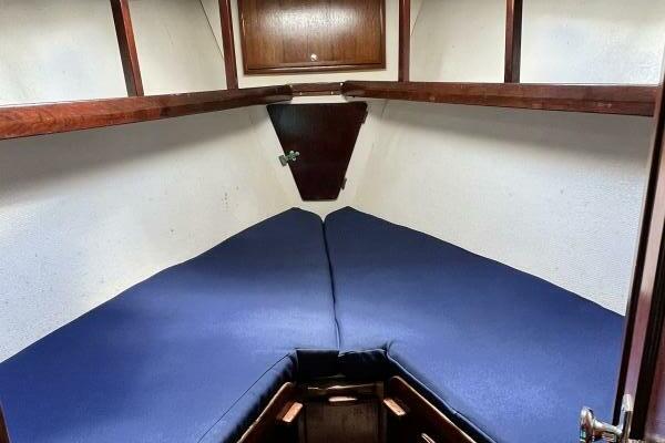 Longevity 46ft Morgan Yacht For Sale