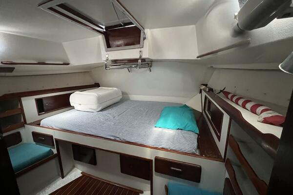 Longevity 46ft Morgan Yacht For Sale