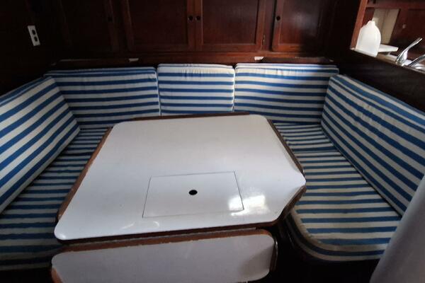 Longevity 46ft Morgan Yacht For Sale