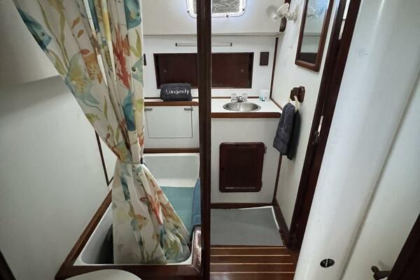 Longevity 46ft Morgan Yacht For Sale