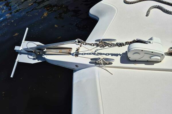 Voyager 33ft World Cat Yacht For Sale