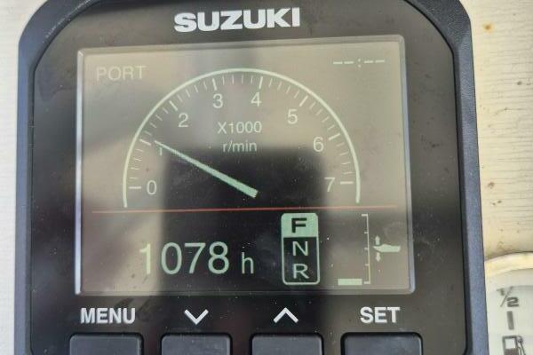 Voyager 33ft World Cat Yacht For Sale