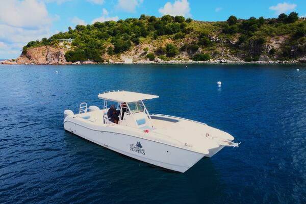 Voyager 33ft World Cat Yacht For Sale
