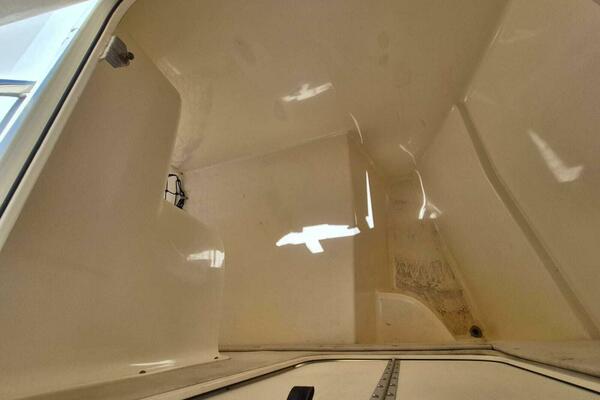 Voyager 33ft World Cat Yacht For Sale