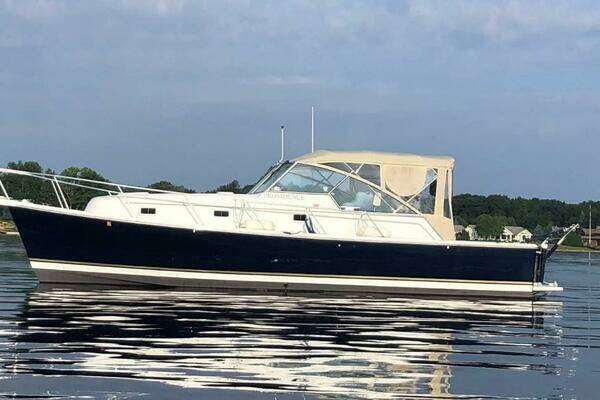 34-ft-Mainship-2000-34 Pilot-Providence-Wellesley Island New York United States yacht for sale