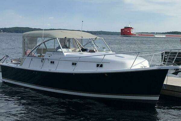 Photo of the 2000 Mainship 34 Pilot "Providence"