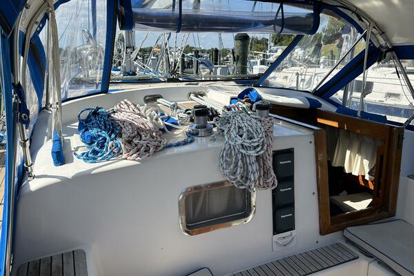 TROUVAILLE 43ft Slocum Yacht For Sale