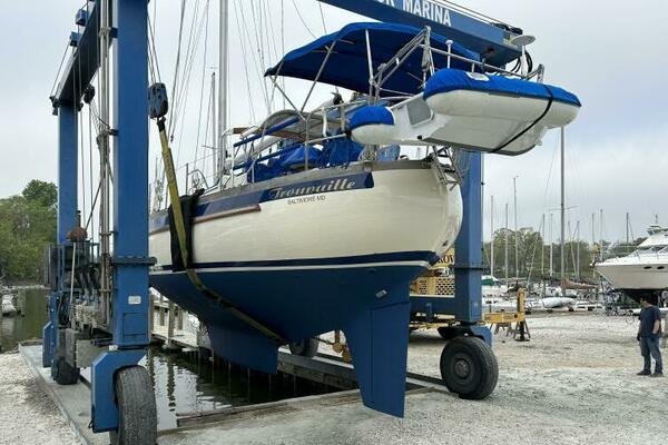 TROUVAILLE 43ft Slocum Yacht For Sale