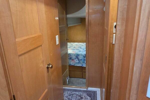 Toes in the Water 53ft Navigator Yacht For Sale