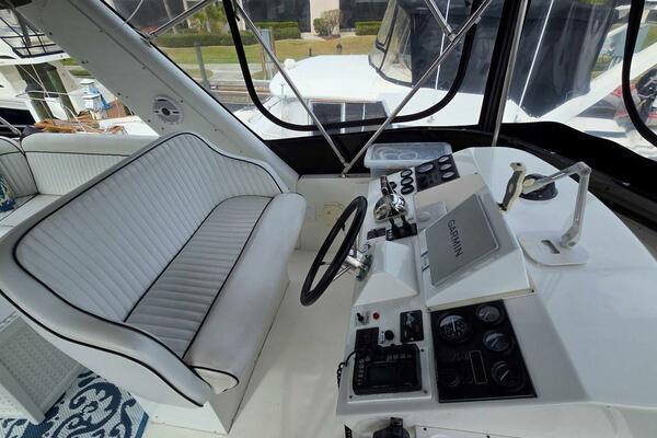 Toes in the Water 53ft Navigator Yacht For Sale
