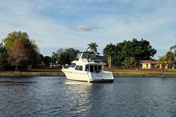 Toes in the Water 53ft Navigator Yacht For Sale