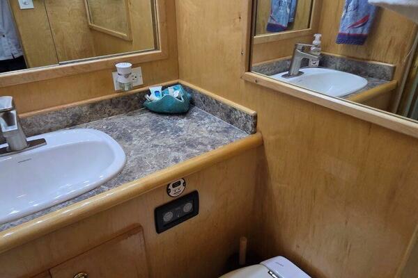 Toes in the Water 53ft Navigator Yacht For Sale