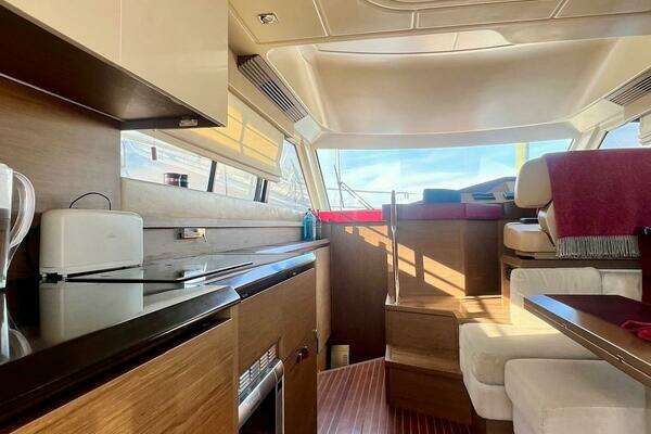2017 Beneteau 45