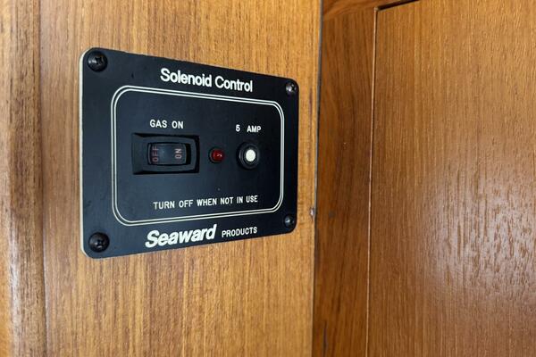 Nevadatude 39ft Mainship Yacht For Sale