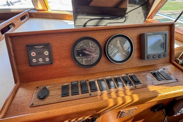 Nevadatude 39ft Mainship Yacht For Sale