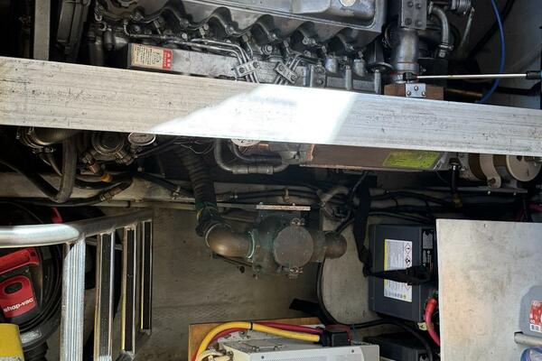 Nevadatude 39ft Mainship Yacht For Sale