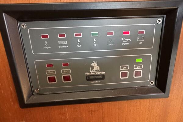 Nevadatude 39ft Mainship Yacht For Sale