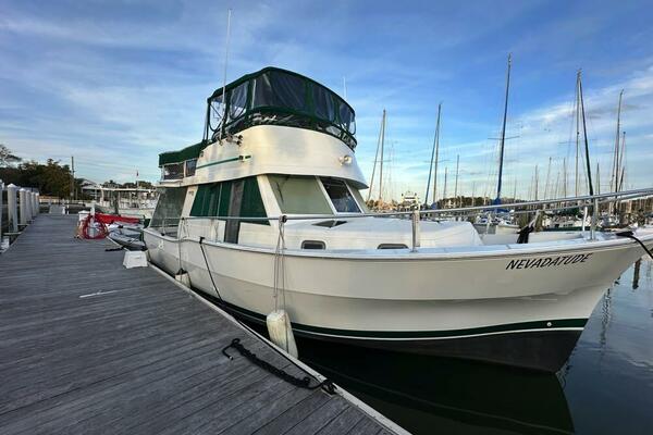 Nevadatude 39ft Mainship Yacht For Sale