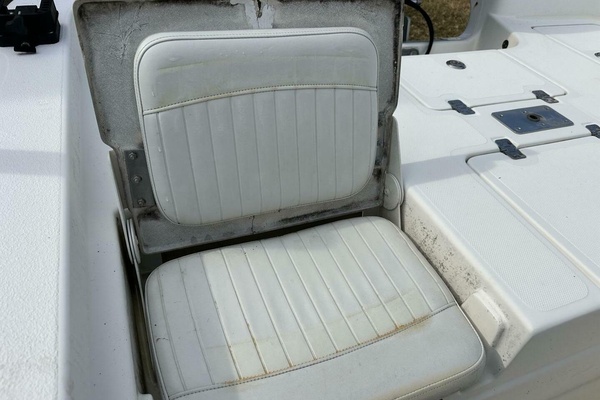 24ft NauticStar Yacht For Sale