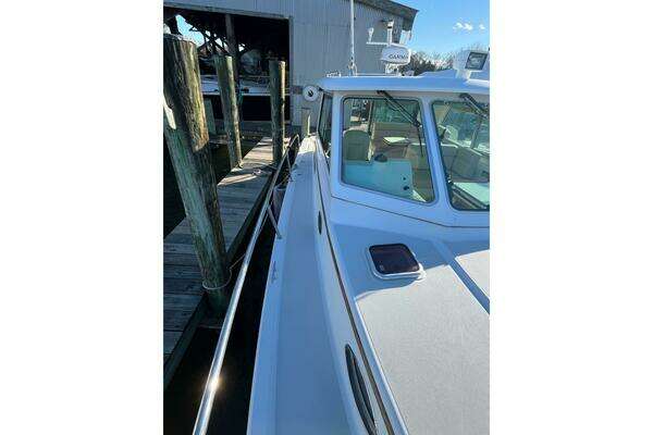 Back Cove 33 Hardtop Express Yacht For Sale