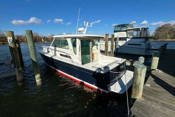 33-ft-Back Cove-2010-33 Hardtop Express-Galene West River Maryland United States  yacht for sale
