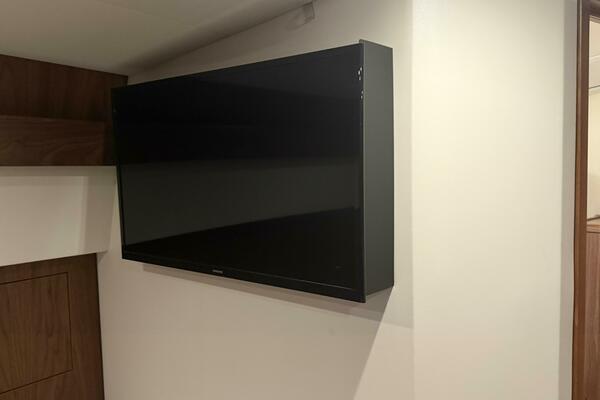 Start Me Up 45ft Hatteras Yacht For Sale