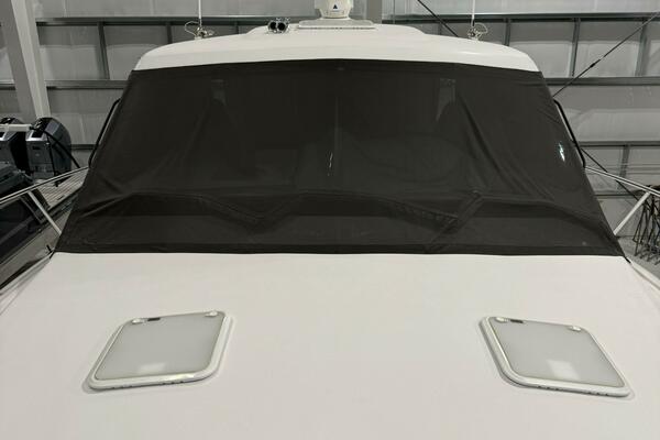 Start Me Up 45ft Hatteras Yacht For Sale