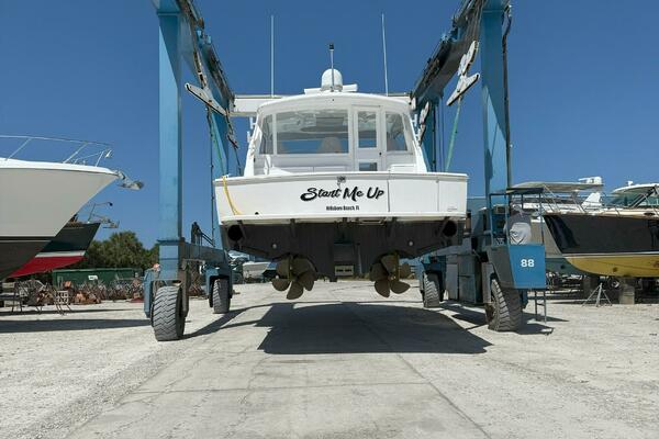 Start Me Up 45ft Hatteras Yacht For Sale