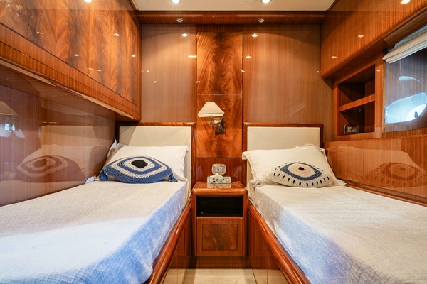 CLARITA 85ft Leopard Yacht For Sale