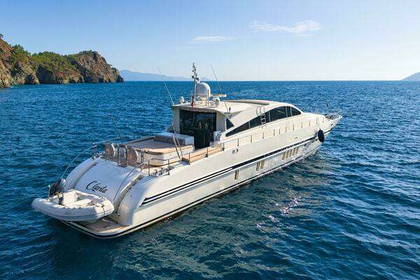 Photo of the 2010 Leopard Leopard 27 Sport "CLARITA"