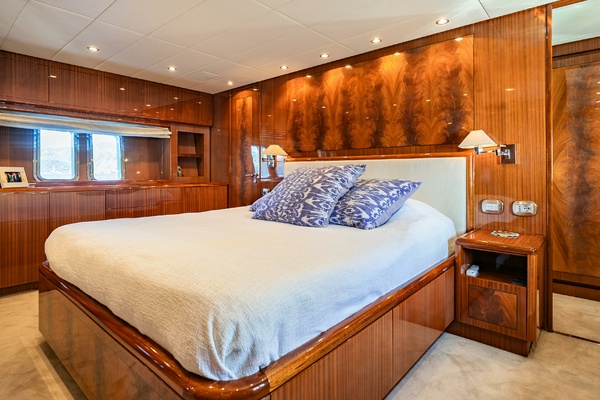 CLARITA 85ft Leopard Yacht For Sale