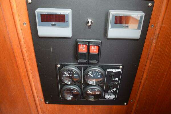 Grand Banks Classic Yacht For Sale