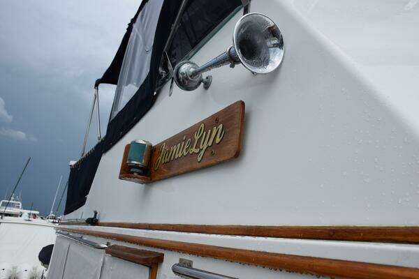 Grand Banks Classic Yacht For Sale