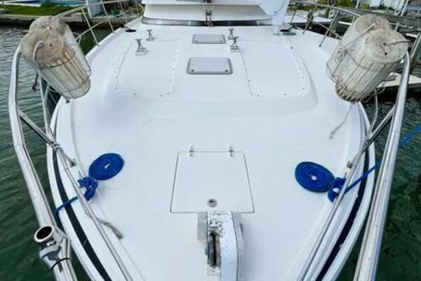 42ft Cruisers Yachts Yacht For Sale