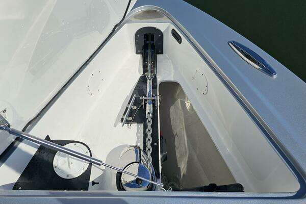 Nor-Tech 390 Sport Center Console Yacht For Sale