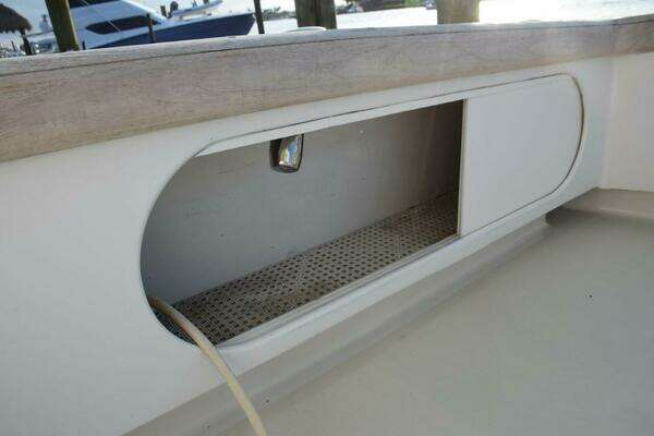 Custom Carolina Dixon Boatworks Express Yacht For Sale