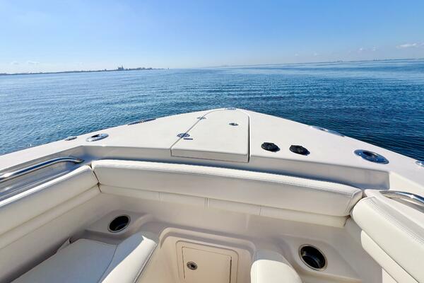 30ft Grady White Yacht For Sale