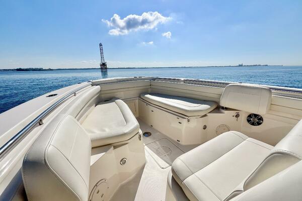 30ft Grady White Yacht For Sale